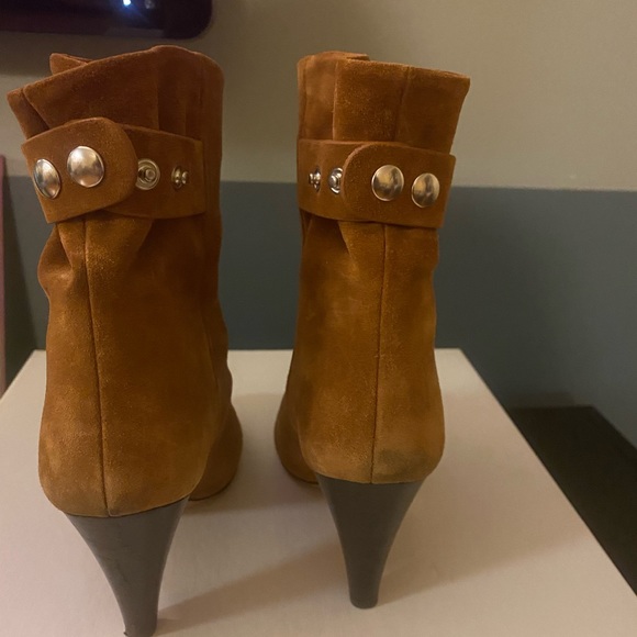 Isabel Marant Lystal Soft Suede Booties in Cognac - Picture 3 of 8